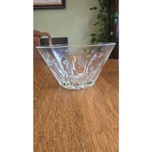 Cut Crystal Glass Serving Bowl 10" Etched Floral Starburst Base Centerpiece